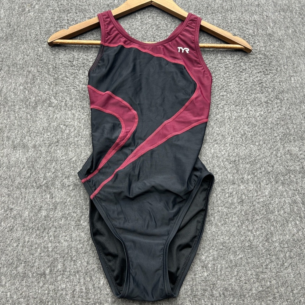 TYR One Piece Female Competition Black Swimsuit Size 30‎